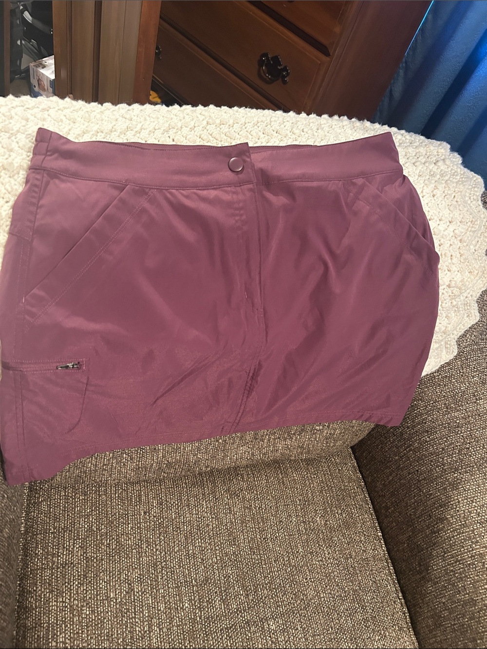 Women's Plum Active Skirt